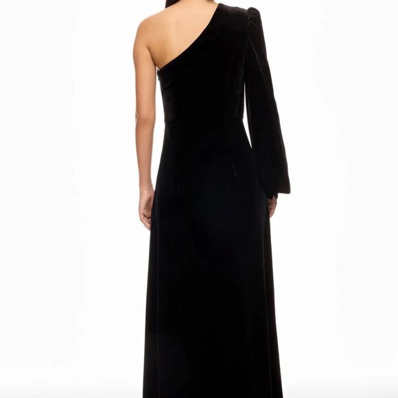 Jewel Badgley Mischka Black One-Shoulder Puff Sleeve Velvet Gown - Picture 5 of 6